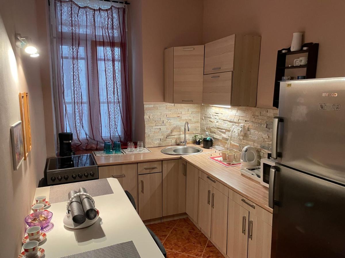 Apartament Budapest Clark Apartman ** Zewnętrze zdjęcie