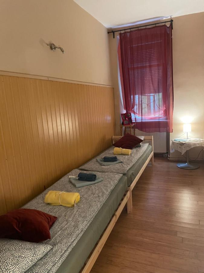 Apartament Budapest Clark Apartman ** Zewnętrze zdjęcie