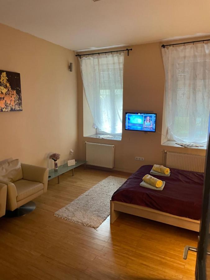 Apartament Budapest Clark Apartman ** Zewnętrze zdjęcie