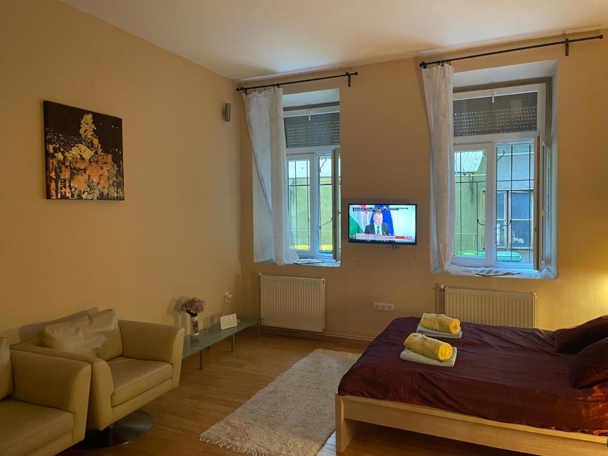 Apartament Budapest Clark Apartman ** Zewnętrze zdjęcie